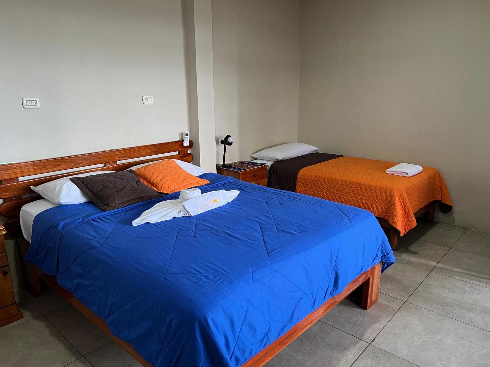 Hostal Cattleya Пуерто-Бакерісо-Морено Екстер'єр фото