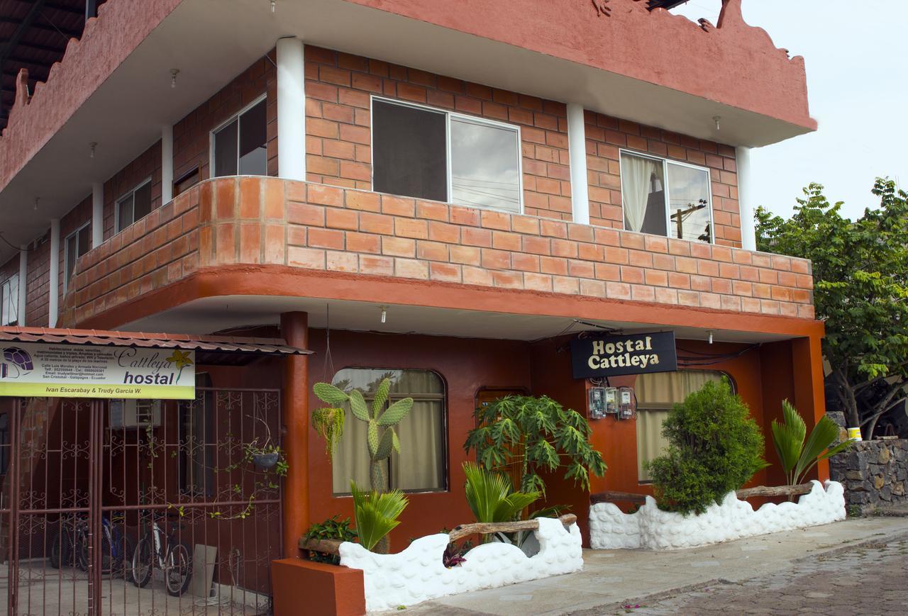 Hostal Cattleya Пуерто-Бакерісо-Морено Екстер'єр фото